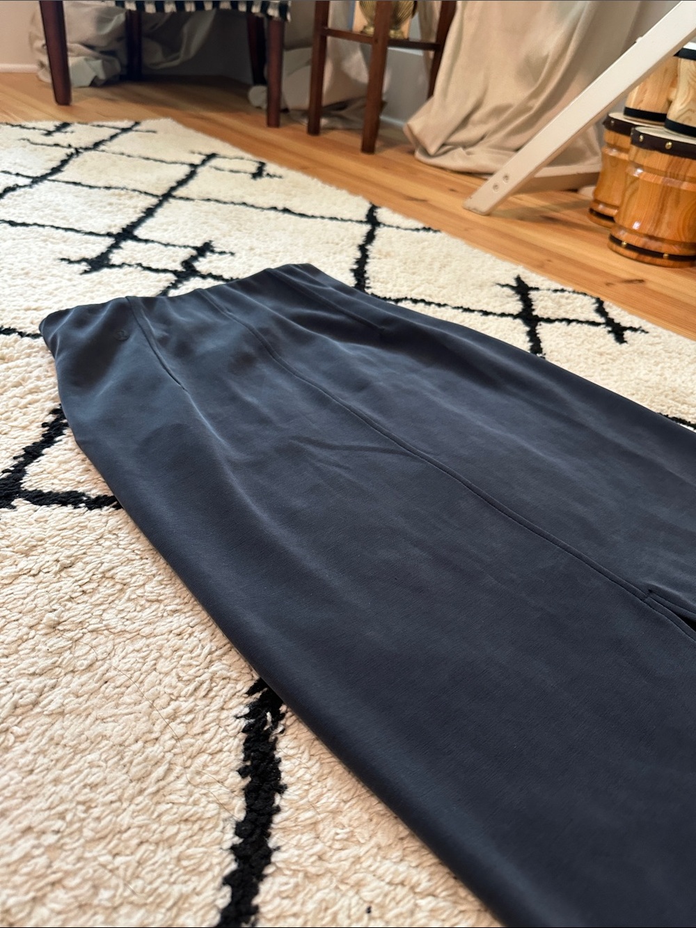 lululemon athletica Charcoal Black Midi Pencil Skirt - Picture 12 of 13